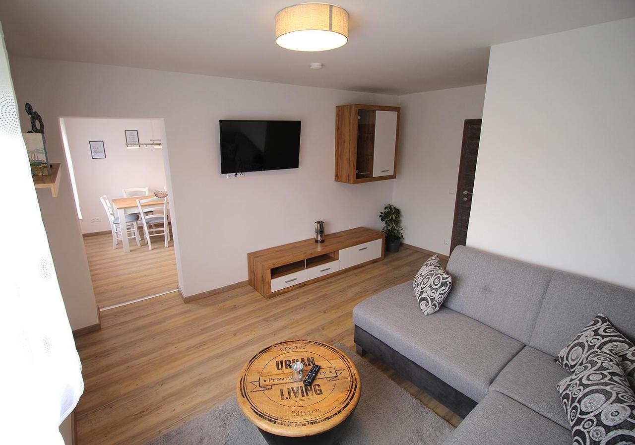 Ferienwohnung "Haus Falle" Schiefling am See Buitenkant foto